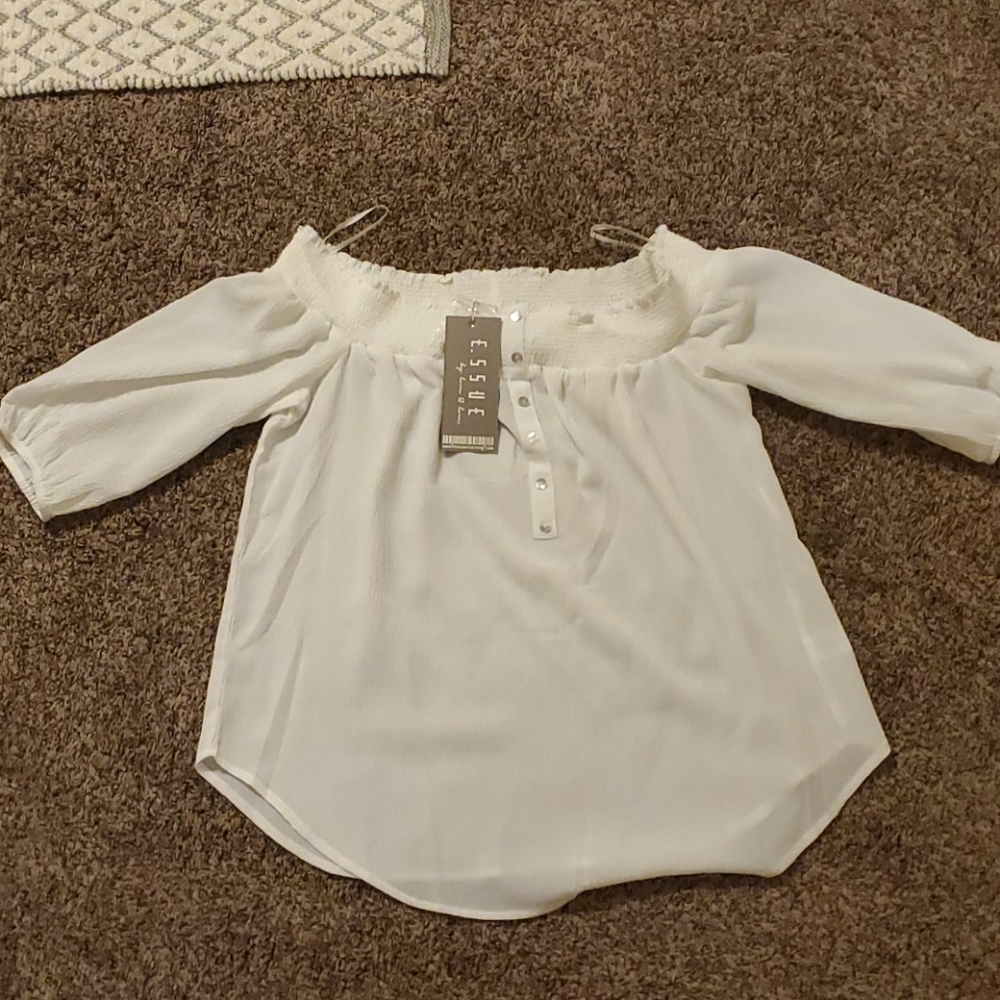 New white boho off-shoulder blouse